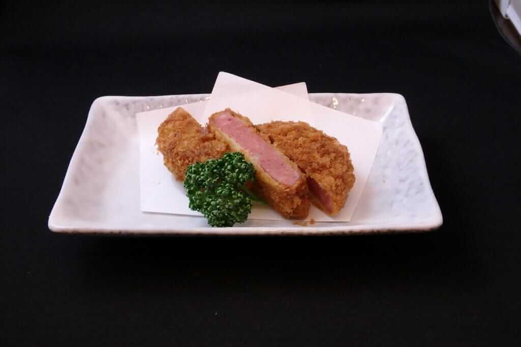 ハムカツ　460円