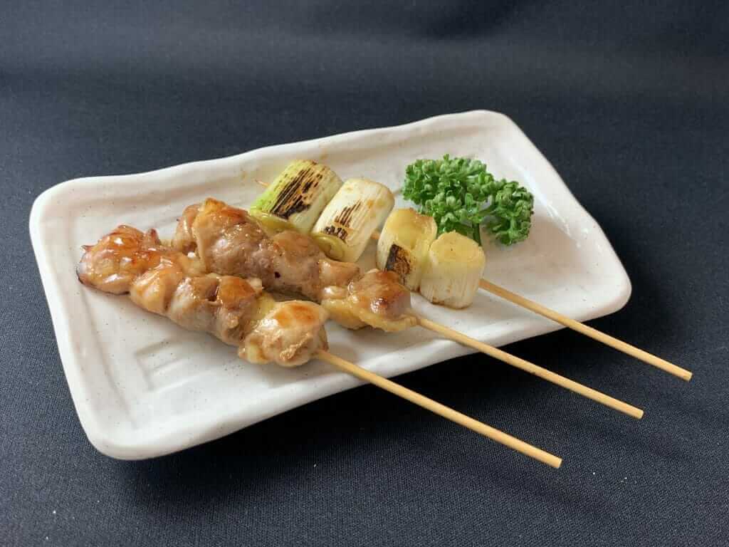 土佐ジロー焼鶏　660円