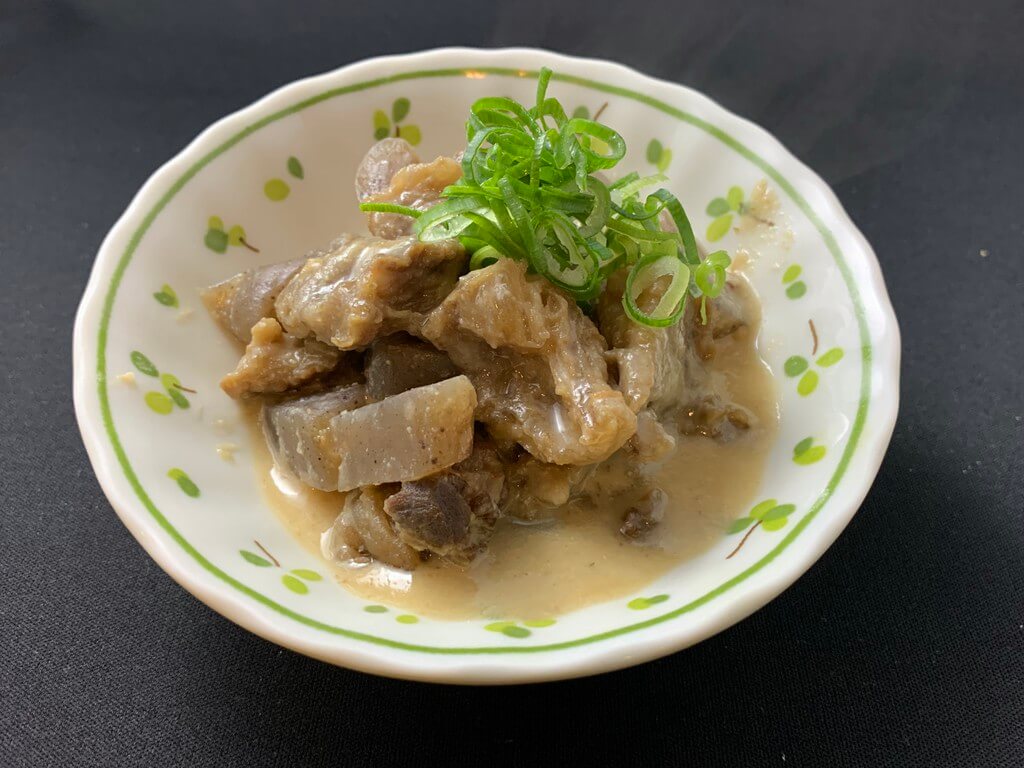 あかうしの牛すじ煮込み　660円