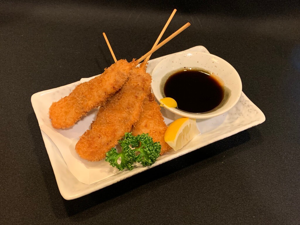 四万十豚の豚串カツ　3本　520円